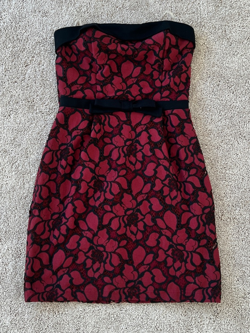Strapless Red Floral Lace Cocktail Dress